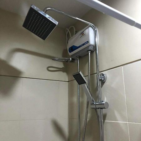 Condo Staycation Near Mall Of Asia Manila Exterior foto
